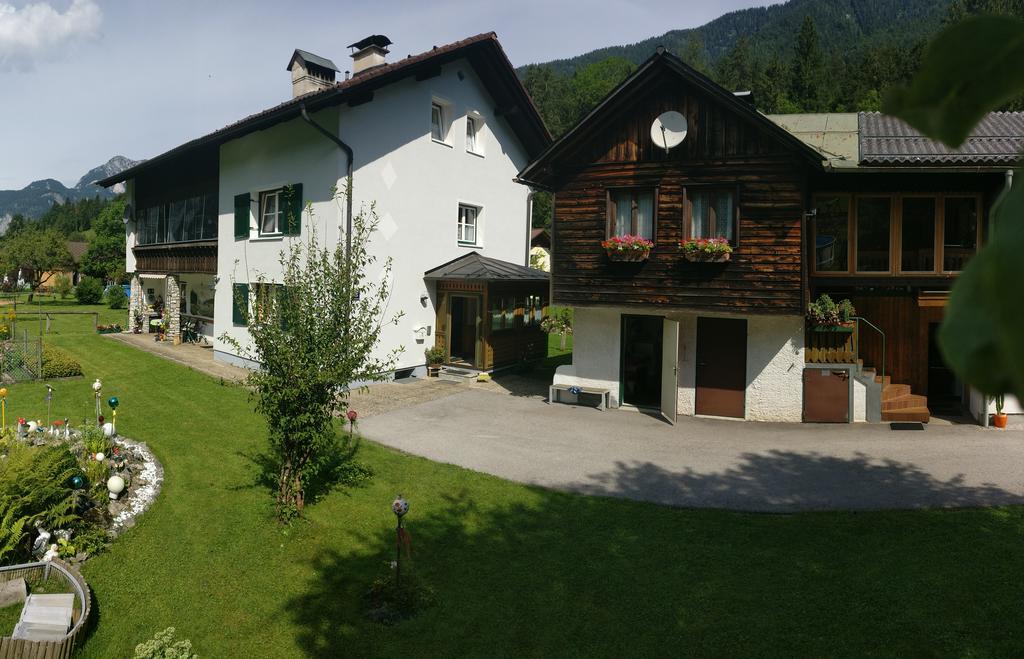Stricker Apartment *